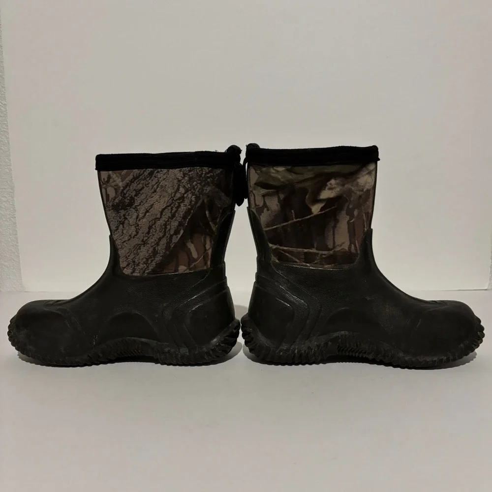Hodgman Boots Kids Boys Youth size 12 Chore‎ Muck Camo Mid Waterproof
